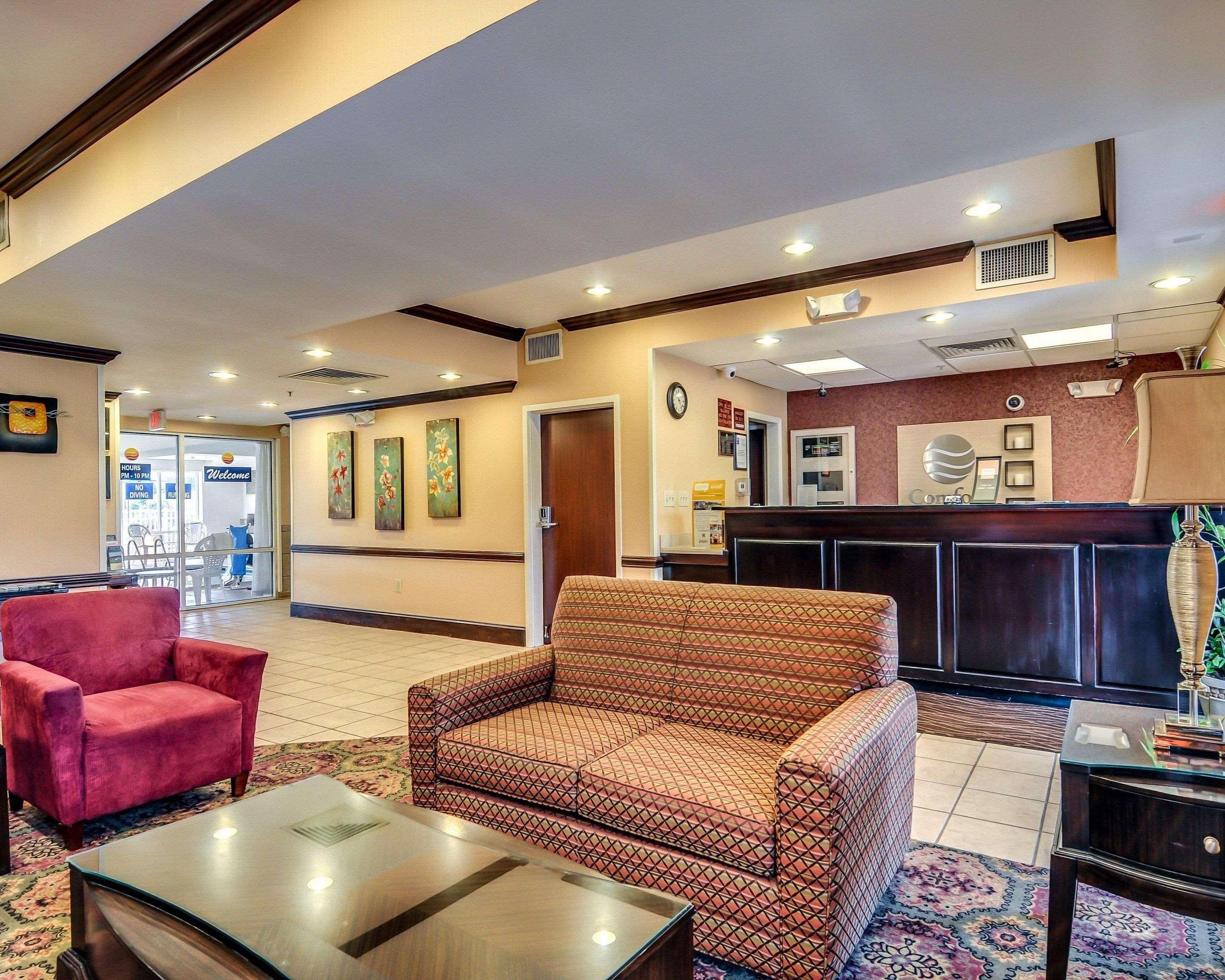 Comfort Inn&Suites Hillsville I-77 Eksteriør bilde
